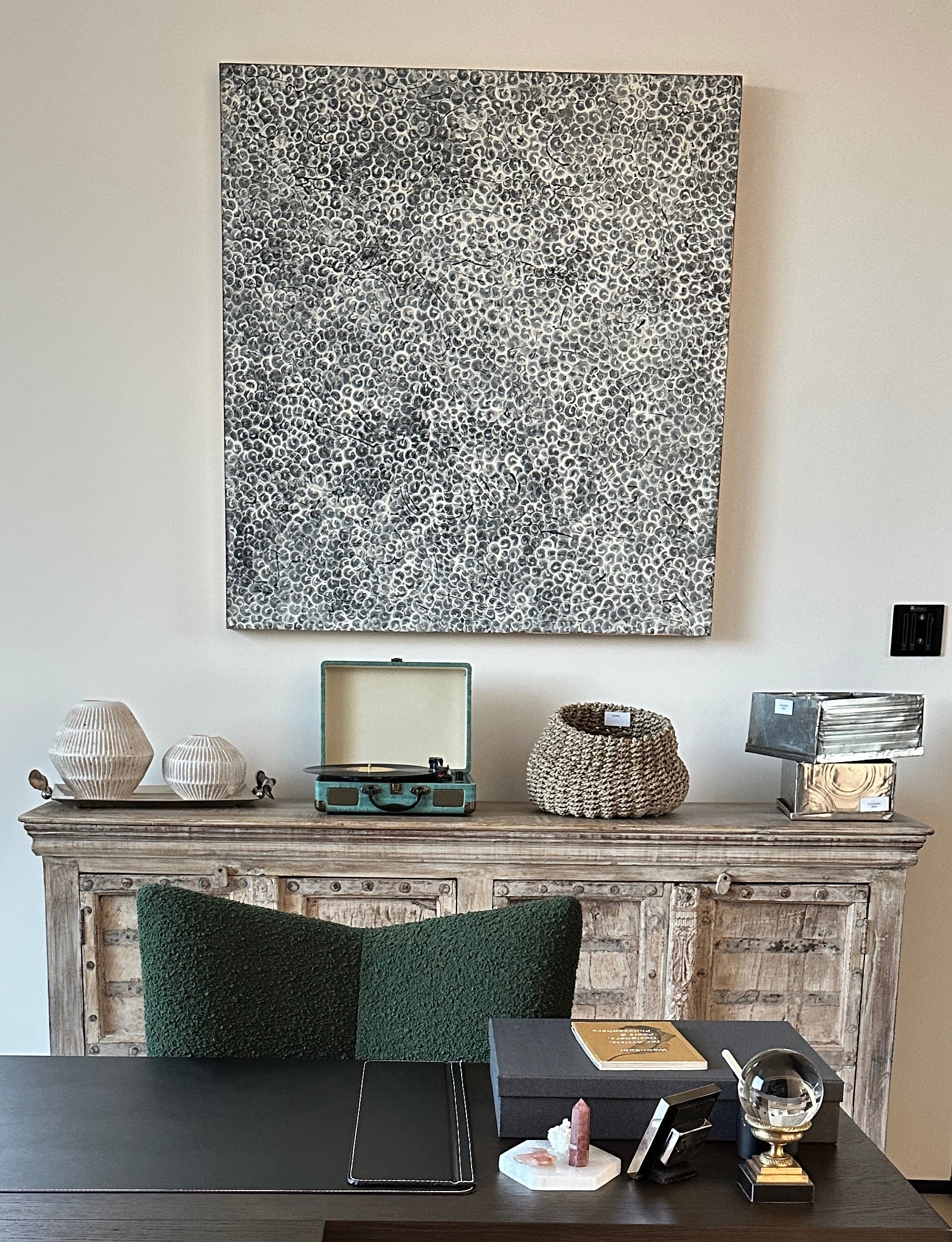 Home and Office Hacks For Ultimate Organization